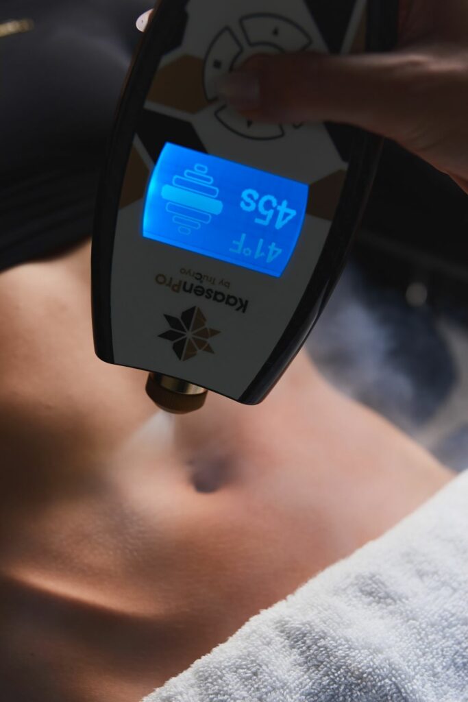 Cryo Slimming treatment targeting abdominal fat using controlled cooling technology
